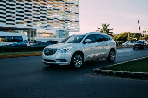Top 5 Tips for Renting a Car on a Budget